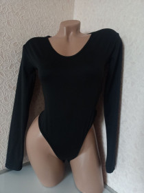 Кофти Кофты ^/--/^ Комбідрес чорного кольору S  (б/У)в гарному стані ^_^^^ Комбидресс черного цвета S (б/У) в хорошем состоянии - фото фото фото