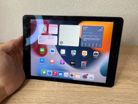 Apple iPad Apple iPad ^/--/^ iPad Air 2 64 gb стан на фото ^_^^^ iPad Air 2 64 Gb состояние на фото - фото фото фото