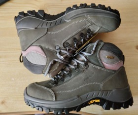 Черевики Ботинки ^/--/^ Черевики grisport 10323 vibram мембрана spo-tex оригінал натуральний нубук р.39 нові ^_^^^ Ботинки grisport 10323 vibram мембрана spo-tex оригинал натуральный нубук р.39 новые - фото фото фото