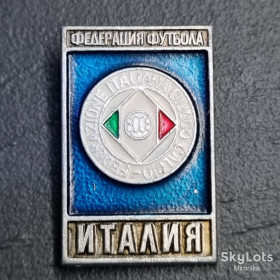 Спортивні Спортивные ^/--/^ значок Федерации футбола Италия ^_^^^ значок Федерації футболу Італія - фото фото фото