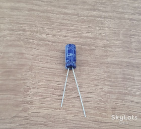 Конденсатори Конденсаторы ^/--/^ 3,3 /--/ мкФ  50 /--/ В.  Samwha 85°C ^_^^^ 3,3 /--/ мкФ 50 /--/ В. Samwha 85°C - фото фото фото