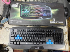 Клавіатури Клавиатуры ^/--/^ Игровая мультимедийная клавиатура Genius Scorpion K /--/ 215 USB № 26020430 ^_^^^ Ігрова мультимедійна клавіатура Genius Scorpion K /--/ 215 USB No 26020430 - фото фото фото
