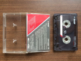Касети Кассеты ^/--/^ Аудиокассета BASF Ferro Extra I 90 с записью  (Dance  (1995)) ^_^^^ Аудіокасета BASF Ferro Extra I 90 із записом (Dance (1995) - фото фото фото