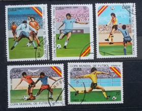 Спорт Спорт ^/--/^ Куба 1982 г - Чемпионат мира по футболу, Испания, 6 шт  (см.фото) ^_^^^ Куба 1982 р - Чемпіонат світу з футболу, Іспанія, 6 шт (див.фото) - фото фото фото