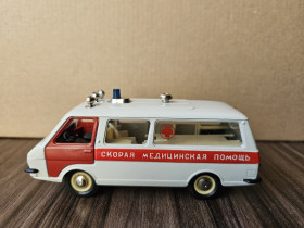 : радянські, російські та українські : советские, российские и украинские ^/--/^ Раф 2203 а /--/ 27 скорая помощь Сделано в СССР ^_^^^ Раф 2203 а /--/ 27 швидка допомога Зроблено в СРСР - фото фото фото