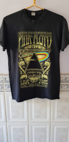 Футболки, майки Футболки, майки ^/--/^ Футболка &amp;quot;Pink Floyd&amp;quot;  (100% cotton, M, Bangladesh) б/у ^_^^^ Футболка &amp;quot; Pink Floyd&amp;quot; (100% cotton, M, Bangladesh) б/у - фото фото фото