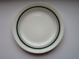 Кухонне начиння, посуд, столове срібло Кухонная утварь, посуда, столовое серебро ^/--/^ Тарелка Буды Харьковский раднаргосп 50-е гг. ^_^^^ Тарелка Буди Харківський раднаргосп 50-і рр. - фото фото фото