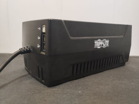 UPS, ИБП UPS, ИБП ^/--/^ ДБЖ Tripp Lite AVRX /--/ 550 /--/ UD AVR Schuko USB 550 / без акб. / Код.ИБП /--/ 2 ^_^^^ ДБЖ Tripp Lite AVRX /--/ 550 /--/ UD AVR Schuko USB 550 / без аккумулятора. - фото фото фото