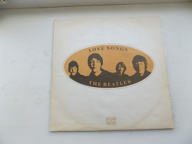 Платівки Пластинки ^/--/^ Виниловые пластинки Битлз Любовные песни The Beatles Love songs 2 шт ^_^^^ Бітлз Любовні пісні The Beatles Love songs 2 шт - фото фото фото