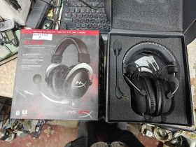 Навушники Наушники ^/--/^ Наушники HyperX Cloud HX-HSCL-SR/NA № 26130506 ^_^^^ Навушники HyperX Cloud HX-HSCL-SR/NA No 26130506 - фото фото фото