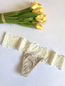 Труси Трусы ^/--/^ Труси Бежеві з Білим Мереживом. Victoria Secret. Ориг. XS/S роз. Нові ^_^^^ Трусы Бежеви с Белым Сетевом. Victoria Secret. Ориг. XS/S раз. Новые новые - фото фото фото