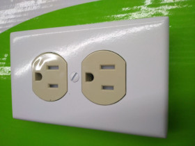 Розгалужувачі Разветвители ^/--/^ Американская розетка NEMA 5-15 Leviton 125 /--/ V 15 /--/ A - фото фото фото