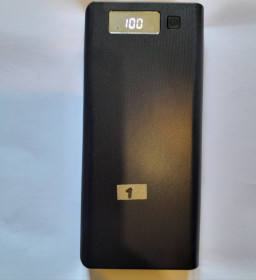 Зарядні пристрої Зарядные устройства ^/--/^ Павербанк 23000+ mAh реальні  (фото) для заряджання мобільних пристроїв power bank ^_^^^ Павербанк 23000+ mAh реальные (фото) для заряжания мобильных устройств power bank - фото фото фото
