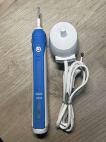 Інша техніка Другая техника ^/--/^ Зубная щётка BRAUN oral-b professional care - фото фото фото