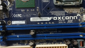 Материнські плати Материнские платы ^/--/^ FOXCONN материнская плата ^_^^^ Foxconn материнська плата - фото фото фото