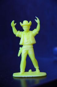 Фігурки, солдатики Фигурки, солдатики ^/--/^ сдающийся ковбой 55-60 /--/ мм JEAN HOEFLER ФРГ без краски!! RR ^_^^^ 55-60 мм JEAN HOEFLER ФРН без фарби! RR - фото фото фото