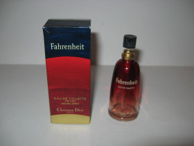 Пляшки Бутылки ^/--/^ Духи Eau de toilette Fahrenheit Christian Dior Parfums Франция времён СССР флакон коробка ^_^^^ Духи Eau de toilette Fahrenheit Christian Dior Parfums Франція часів СРСР флакон коробка - фото фото фото