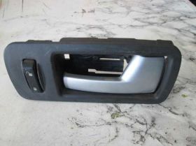 Кабіни і салони Кабины и салоны ^/--/^ Ручка внутренняя Ford Mustang 05-09 4 /--/ R /--/ 3 /--/ X /--/ 6322600 ^_^^^ Ручка внутрішня Ford Mustang 05-09 4 /--/ R /--/ 3 /--/ X /--/ 6322600 - фото фото фото