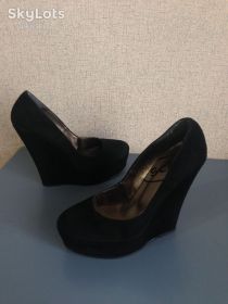 Туфлі Туфли ^/--/^ Туфли жен. Schuh,нат. замш,танкетка,р,38,Испания ^_^^^ Туфлі дружин. Schuh,нат. замш,танкетка,р,38,Іспанія - фото фото фото