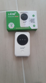 Комплектуючі для ноутбуків Комплектующие для ноутбуков Wi-Fi адаптери Wi-Fi адаптеры ^/--/^ 4 /--/ G Роутер  ( мобільний роутер ) ^_^^^ 4 /--/ G Роутер (мобильный роутер) - фото фото фото