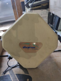 Модеми Модемы ^/--/^ Модем / WiMAX антенна Alvarion BreezeMAX PRO BMAX-CPE-ODU-PRO-DMLe-SA-3.5 № 250306220 ^_^^^ Модем / WiMAX антена Alvarion BreezeMAX PRO BMAX-CPE-ODU-PRO-DMLe-SA-3.5 No 250306220 - фото фото фото
