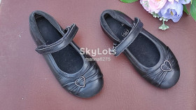 Туфлі Туфли ^/--/^ CLARKS -Туфли на девочку натуральная кожа распаровка р 26, 27 ^_^^^ CLARKS - Туфлі на дівчинку натуральна шкіра розпаровка р 26, 27 - фото фото фото