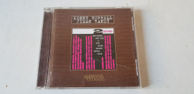Музичні диски Музыкальные диски ^/--/^ Kenny Burrell/Jimmy  Raney  Two  Guitars CD ліцензія ^_^^^ Kenny Burrell/Jimmy Raney Two Guitars CD лицензия - фото фото фото