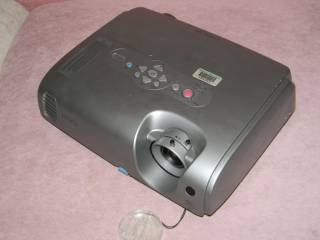 Проектори Проекторы ^/--/^ Портативный проектор Epson EMP-82 (1024*768) ^_^^^ Портативний проектор Epson EMP-82 (1024*768) - фото фото фото