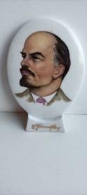 Статуетки, Скульптури, Фігурки, Фарфор Статуэтки, Скульптуры, Фигурки, Фарфор ^/--/^ Керамическая настольная плакетка &amp;quot;Ленин&amp;quot; ln /--/ 654 ^_^^^ Керамічна настільна плакетка &amp;quot; Ленін &amp;quot; ln /--/ 654 - фото фото фото