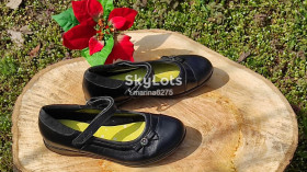 Туфлі Туфли ^/--/^ CLARKS -Туфли на девочку натуральная кожа р 35 / 22,5 см ^_^^^ CLARKS -Туфлі на дівчинку натуральна шкіра р 35 / 22,5 см - фото фото фото