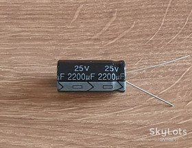 Конденсатори Конденсаторы ^/--/^ 2200 /--/ мкФ 25 /--/ В. Elzet 105°C ^_^^^ 2200 /--/ мкФ 25 /--/ В. Elzet 105 ° C - фото фото фото