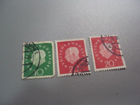 НДР, ФРН ГДР, ФРГ ^/--/^ марки Германия стандарт 1959 г. Теодор Хейс  (1884-1963) 1-й Президент ФРГ лот 3 шт гаш №1978 ^_^^^ марки Німеччина стандарт 1959 Теодор Хейс (1884-1963) 1-й Президент ФРН лот 3 шт гаш No /--/ 1978 - фото фото фото