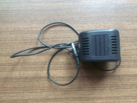Аксесуари Аксессуары ^/--/^ Блок питания постоянного тока для игровых приставок 9 /--/ v 500 /--/ mA ^_^^^ Блок живлення постійного струму для ігрових приставок 9 /--/ v 500 /--/ mA - фото фото фото