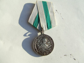 СРСР СССР ^/--/^ Медаль за оборону советского заполярья нагор. 1943- 45 рр. ссср. ^_^^^ Медаль за оборону радянського заполяр'я нагір. 1943-45 рр. ссср. - фото фото фото