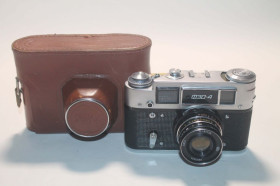 Вінтажні фотоапарати Винтажные фотоаппараты ^/--/^ Фотоапарат ФЭД-4 Обєктив И-61 Л/Д  (3232) ^_^^^ Фотоаппарат ФЭД-4 Объектив И-61 Л/Д (3232) - фото фото фото