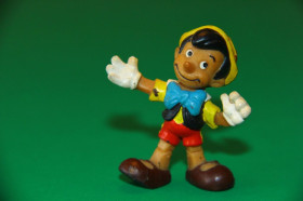 Фігурки, солдатики Фигурки, солдатики ^/--/^ БУРАТІНО фігурка DISNEY BULLY мультики ФРГ ПВХ-резина ^_^^^ БУРАТИНО фигурка DISNEY BULLY мультики ФРГ ПВХ-резина - фото фото фото