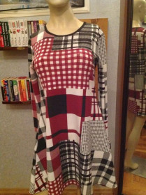 Сукні Платья ^/--/^ Позитивне плаття в клітку бренду pink boutique, р 44-46 ^_^^^ Положительное платье в клетку бренда pink boutique, р 44-46 - фото фото фото