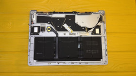 Корпуса Корпуса ^/--/^ Нижня кришка + акумулятор + динаміки Microsoft Surface laptop 3 15  (952) ^_^^^ Нижняя крышка + аккумулятор + динамики Microsoft Surface laptop 3 15 (952) - фото фото фото