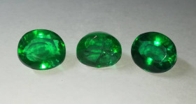 Смарагд Изумруд ^/--/^ Лабораторный изумруд , набор 3 шт 25.3 cts ^_^^^ Лабораторний смарагд, набір 3 шт 25.3 cts - фото фото фото