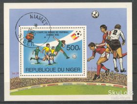 Спорт Спорт ^/--/^ Нигер 1981 спорт футбол Mi блок 34 ^_^^^ Нігер 1981 спорт футбол Mi блок 34 - фото фото фото