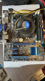 Материнські плати Материнские платы ^/--/^ №1 Материнка Asus P /--/ 8 /--/ H /--/ 61-M/intel i /--/ 3 2100 3.1 /--/ Ghz/ 2 /--/ Gb DDR /--/ 3 б.в. з 1 /--/ грн ^_^^^ No /--/ 2 Материнка Asus P /--/ 8 /--/ H /--/ 61-M/intel i /--/ 3 2100 3.1 /--/ Ghz/ 2 /--/ Gb DDR /--/ 3 б.в. с 1 /--/ грн - фото фото фото