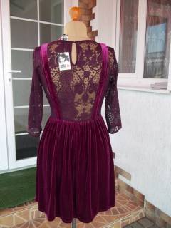 Сукні Платья ^/--/^ Prom   Фирменое бархатное платье с гипюром  River Island НОВОЕ /--/ 46/48 /--/ р ^_^^^ Prom Фірмова оксамитова сукня з гіпюром River Island НОВОЕ /--/ 46/48 /--/ р - фото фото фото