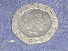Єлизавета II (після ) Елизавета II (после ) ^/--/^ Англия-2001 г.-20 пенсов ^_^^^ Англія-2001 р.-20 пенсів - фото фото фото