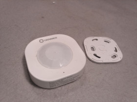 Інше Другое ^/--/^ Бездротовий розумний датчик руху LEDVANCE SMART+ WiFi Motion Sensor  (модель AC /--/ 39482) з вбудованим акумулятором та монтажною пластиною ^_^^^ Беспроводной умный датчик движения LEDVANCE SMART+ WiFi Motion Sensor (модель AC /--/ 39482) со встроенным аккумулятором и монтажной пластиной - фото фото фото
