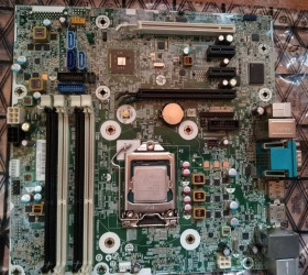 Материнські плати Материнские платы ^/--/^ Материнская плата HP EliteDesk 700 G /--/ 1 MT 7787002-001  (Q /--/ 87, 2 PCI-E x /--/ 1, 2 PCI-E x /--/ 16, 4 DDR /--/ 3 DIMM, Audio, VGA+2 /--/ DP, Gigabit LAN) ^_^^^ Материнська плата HP EliteDesk 700 G /--/ 1 MT 7787002-001 (Q /--/ 87, 2 PCI-E x /--/ 1, 2 PCI-E x /--/ 16, 4 DDR /--/ 3 DIMM, Audio, VGA+2 /--/ DP, Gigabit LAN) - фото фото фото