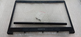 Корпуса Корпуса ^/--/^ 100% ORIGINAL!!! Рамка матрицы + гвинти + нижня планка для GIGABYTE E /--/ 1500 ^_^^^ 100% ORIGINAL!!! Рамка матриці + гвінті + нижня планка для GIGABYTE E /--/ 1500 - фото фото фото