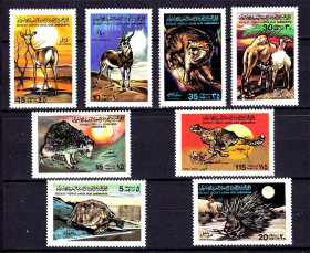 Фауна Фауна ^/--/^ NM  Ливия 1979 г  MNH  - полная серия - дикие животные и фауна пустынь. ^_^^^ NM Лівія 1979 р MNH - повна серія - дикі тварини і фауна пустинь. - фото фото фото