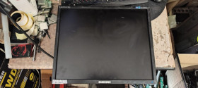 Samsung Samsung ^/--/^ ЖК-монитор 19 дюймов Samsung SyncMaster 943 /--/ N № 24110605 ^_^^^ ЖК-монітор 19 дюймів Samsung SyncMaster 943 /--/ N No 24110605 - фото фото фото