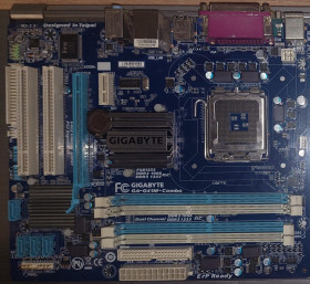 Материнські плати Материнские платы ^/--/^ Б/В Материнська плата Gigabyte GA-G /--/ 41 /--/ M-Combo  Socket 775/MicroATX/ 2 x DDR /--/ 2/DDR /--/ 3 ^_^^^ Б/У Материнская плата Elitegroup B /--/ 75 /--/ H /--/ 2-M /--/ 3 Socket 1155//MicroATX/2 x DDR /--/ 3 - фото фото фото