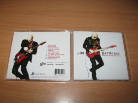 Музичні диски Музыкальные диски ^/--/^ JOE SATRIANI - Black Swans &amp; Wormhole Wizards  (2010 Sony Music) ^_^^^ JOE SATRIANI - Black Swans & Wormhole Wizards (2010 Sony Music) - фото фото фото